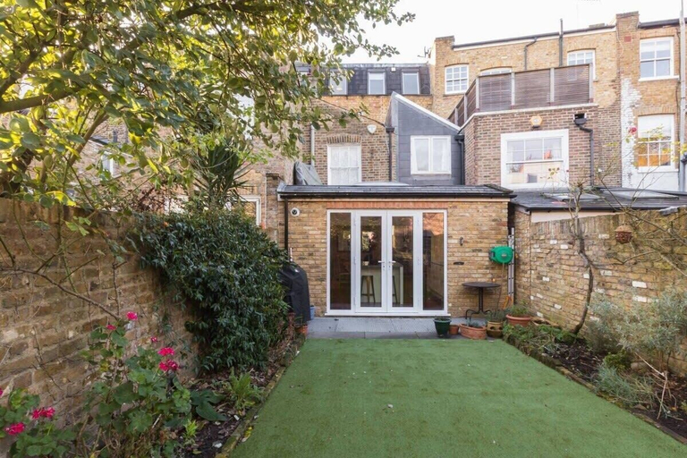 Exterior & Views 2, Fulham 4-bed House & Garden Near Tube, London