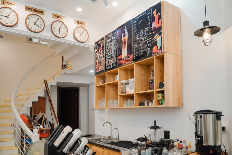 Food & Drinks 5, Thuc at 3am, Hoàn Kiếm