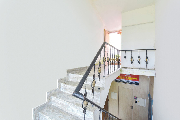 Lobby 3, Fabhotel Doon Classic Homestay, Dehradun