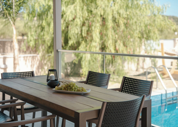 Food & Drinks 5, Amelia Residence, Ionian Islands