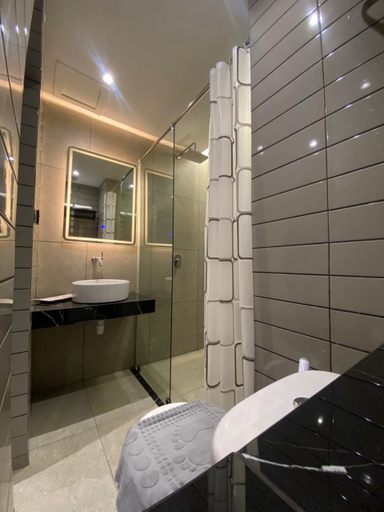 Bathroom 5, MBS HOTEL MEDAN, Medan