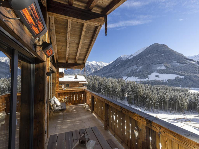 3, Chalet in Neukirchen near Wildkogel Ski Slope, Zell am See
