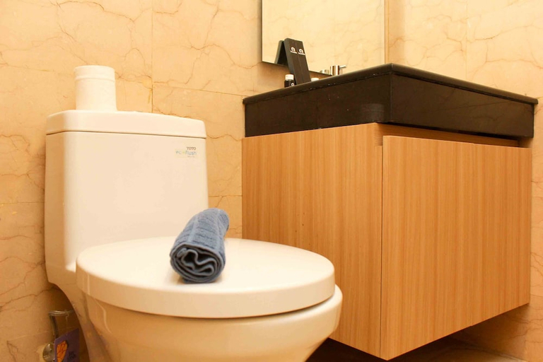 Bathroom 3, Spacious And Nice 2Br At L'Avenue Pancoran Apartment, South Jakarta