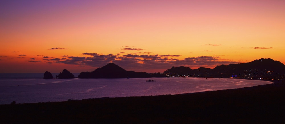 Others 5, Sunrock Hotel and Suites, La Paz