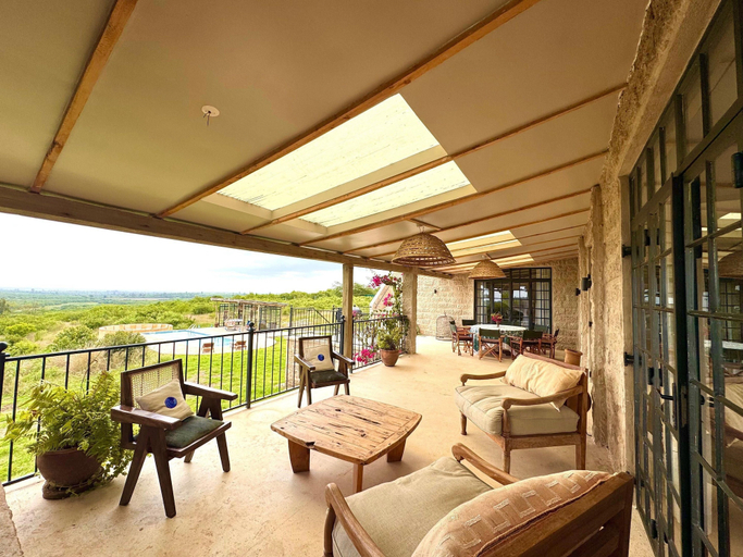 Terrace/patio 2, Eco 5 Bedroom 5 Bathroom Nanyuki Farm Villa - 2328, Laikipia East