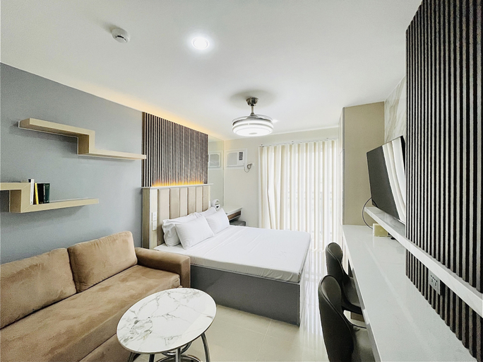 View from room, Bernwood Tower, Iloilo City
