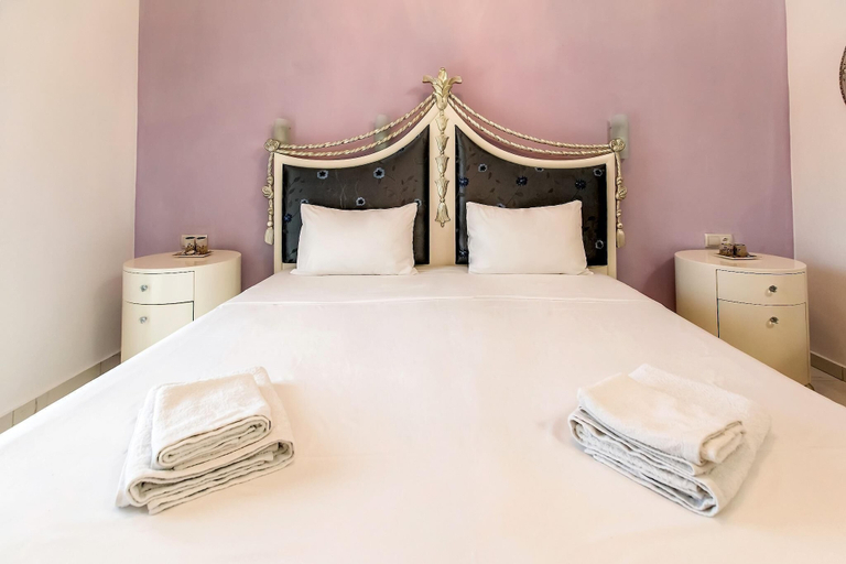 Bedroom 2, Greek Pride Ηotel and Apartments, Central Macedonia