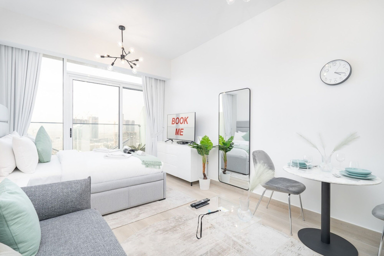 Room 4, Perfect Studio That Sleeps 2 in JVC, Dubai