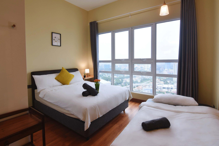 Interior 4, Cozy 1BR Suite at Tritower Steps to JB CIQ, Johor Bahru