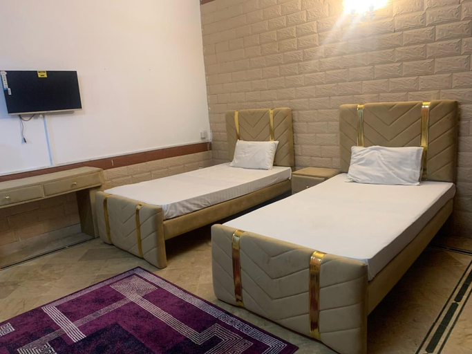 5, Sapphire Lodge, Islamabad