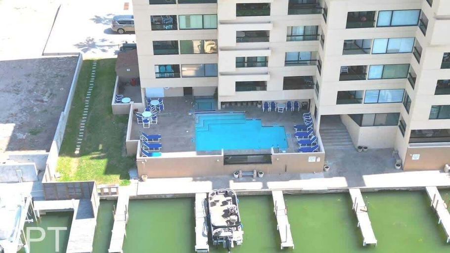 Exterior 5, Landfall 22 1 Bedroom Home by RedAwning, Cameron