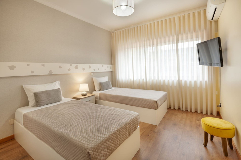 Room 3, Apartamento Girassol - Minho s Guest, Braga