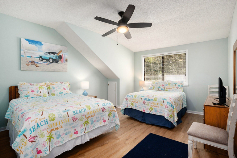 Room 2, 2d West Hyde Park 3 Bedroom Condo, Horry