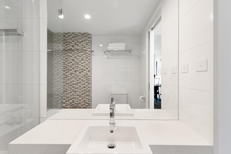 Bathroom 3, Quality Hotel Wangaratta Gateway, Wangaratta - Central