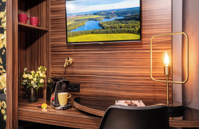 Bathroom 4, NYX Hotel Prague by Leonardo Hotels, Praha 1