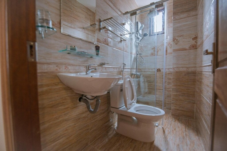 Bathroom 3, Dalat Park Hotel, Đà Lạt