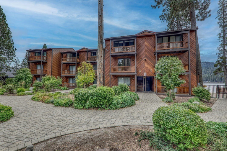 Exterior, 254 Bldg D 2 Bedroom Townhouse, Nevada