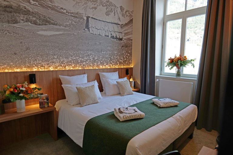 Bedroom 3, Garrigae Caserne de Briançon & Spa - les Cinq Mondes, Hautes-Alpes