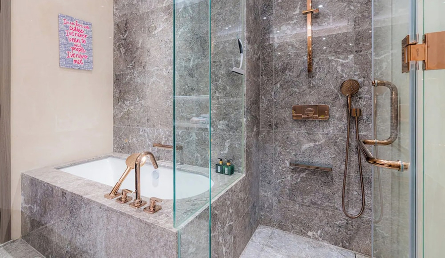 Bathroom 2, MarQ Vacation By KVG Suite Apartment, District 1
