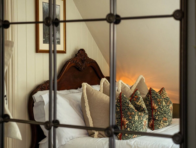 Bedroom 2, High Corner Inn, Hampshire
