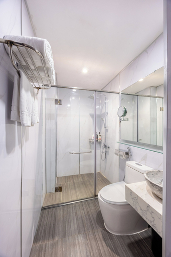 Bathroom 3, A25 Hotel - 14 Ho Huan Nghiep, District 1