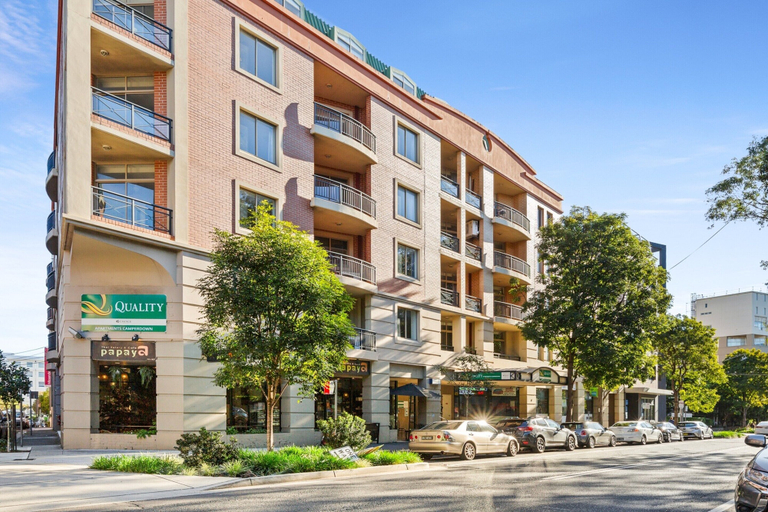 Exterior, Spacious Inner-west 2-bed With Alfresco Dining, Sydney