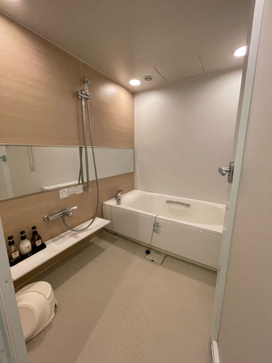 Bathroom 4, Wisterian Life Club Toba, Toba