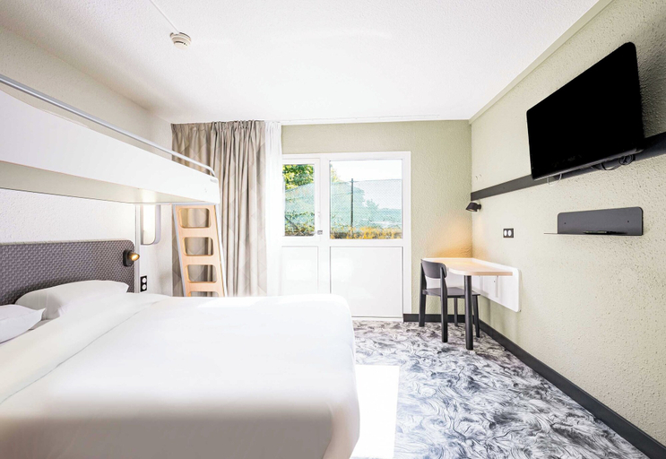 Bedroom 3, B&B HOTEL Annemasse Est, Haute-Savoie