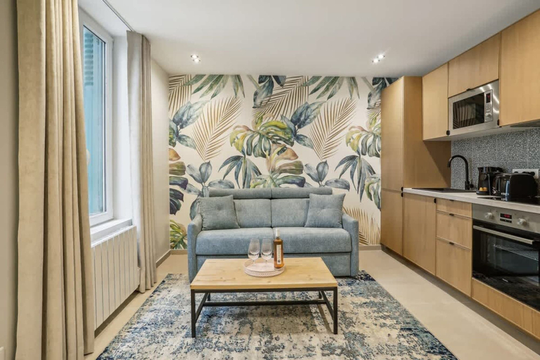 Living area 5, Nid Douillet 2 pas du Marais, Paris