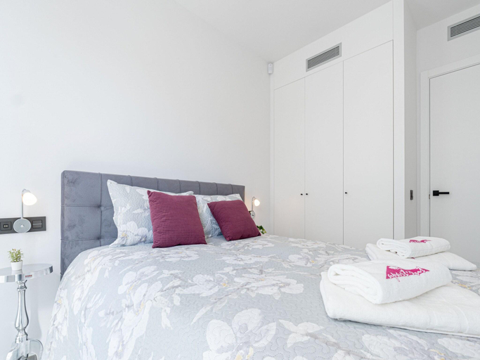 3, Apartment in Roses near the Beach Pool, Girona