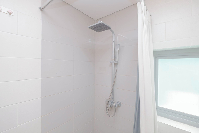 Bathroom 3, Fully Furnished 2BR Apartment at Pejaten Park Residence, Jakarta Selatan