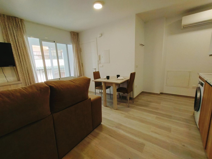Room 4, Apartamento Bronce A Centro Nerja Sun, Málaga