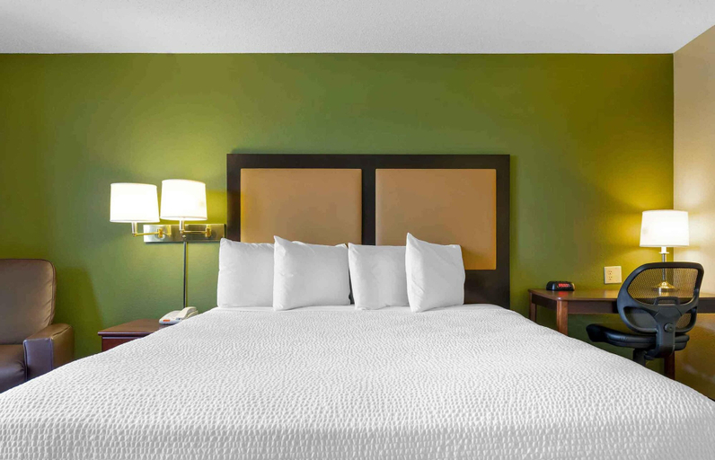 Bedroom 3, Extended Stay America Suites Baltimore Timonium, Baltimore