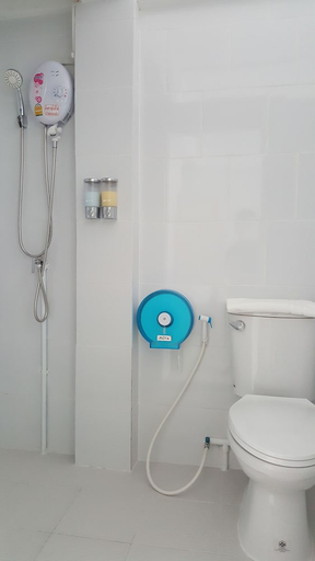 Bathroom 4, The Sugar Hostel, Muang Nonthaburi