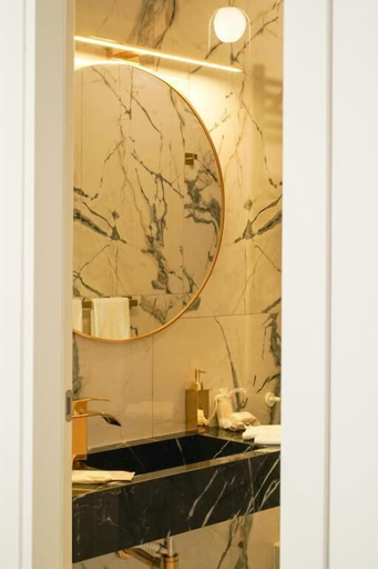 Bathroom sink 4, Maison 31 - Suite Accomodation, Rome