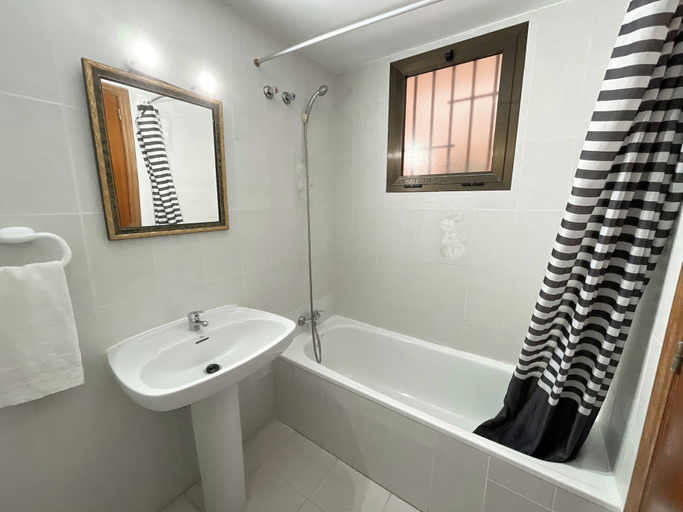 Bathroom 4, Apartamentos Bernat Pie de Playa 3000, Castellón