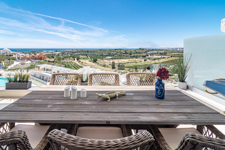 Room 3, OV2 1B - Bright and Modern 3 Bedroom Apartment, Málaga