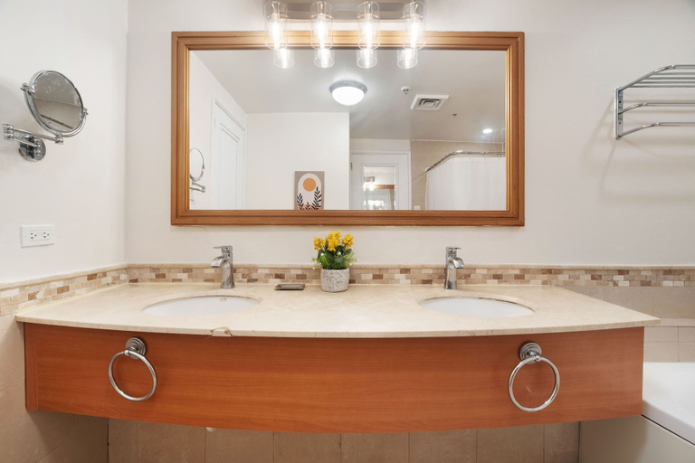 Room 3, Lagoon407-bl in San Juan