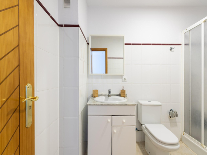Bathroom 3, Apartment in Las Palmas near Las Canteras Beach, Las Palmas