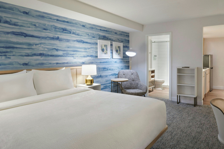 Bedroom 2, TownePlace Suites by Marriott Niagara Falls Canada, Niagara