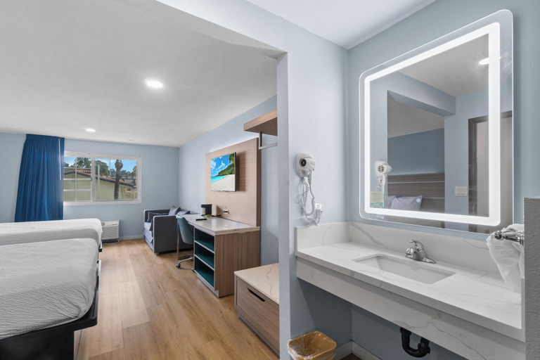 Others 5, Travelodge by Wyndham Fairplex Pomona, Los Angeles