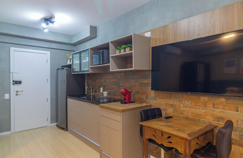 Room 2, Flat Pet Friendly c Academia a 200m do Metr, São Paulo