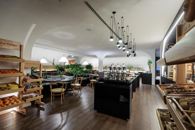 Food & Drinks 5, Radisson Collection Hotel, Old Mill Belgrade, Belgrade