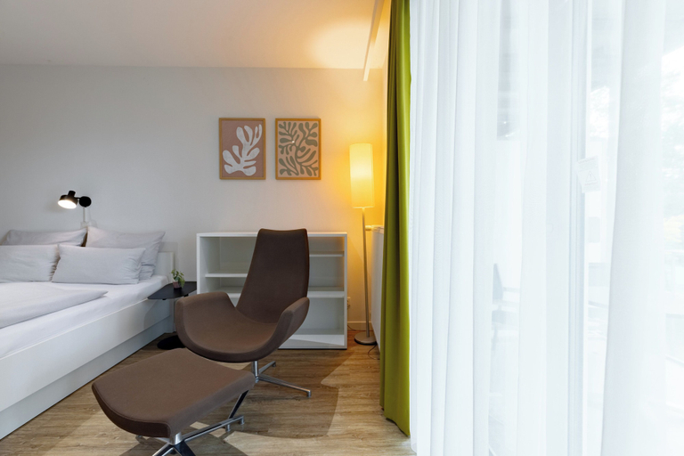Bedroom 4, Candlewood Suites Furth by IHG, Fürth