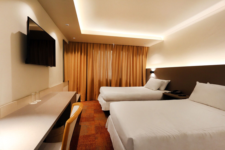 Bedroom 2, Hotel Torremayor Lyon, Santiago