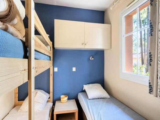 Bedroom 3, Apartment in Lacanau near Ocean Beaches, Gironde