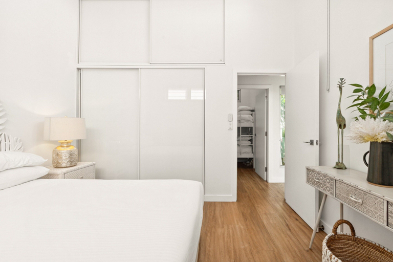 Room 4, Luxury 2-bed With Ocean Views and Garden, Sydney
