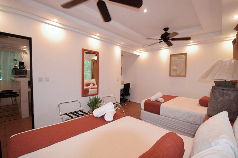 Bedroom 2, Maravida Social Hotel by Crazy Monkey, Santa Cruz