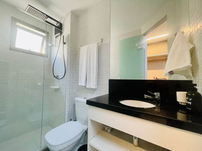Bathroom 4, Smart Costa Azul by VLV Stays, Salvador