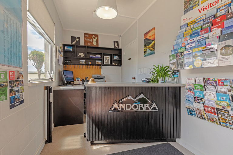 Others 5, Andorra Motel, Timaru